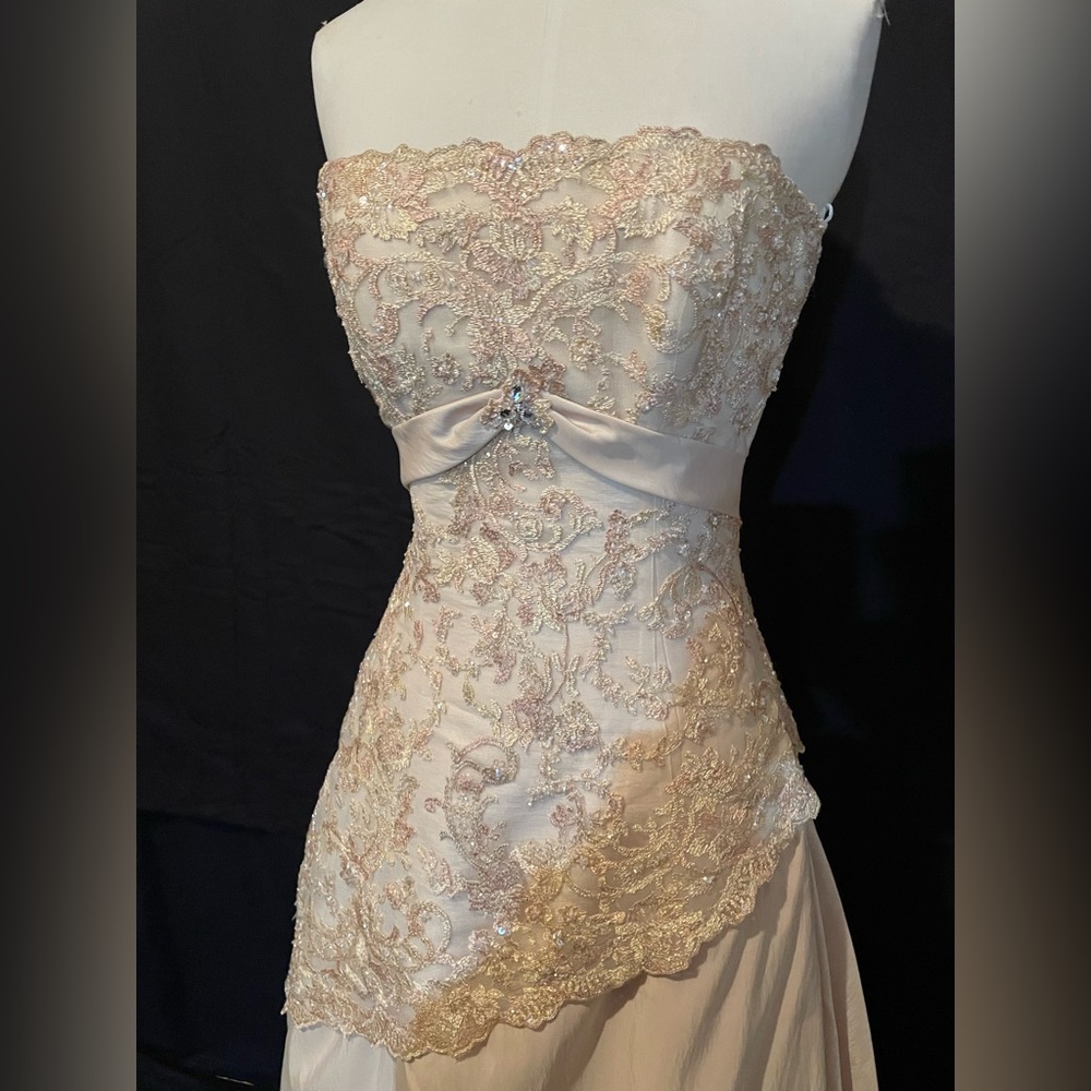 Designer Gold Asymmetrical Strapless Bridal Gown Couture Maggie Sottera 8 NEW - Picture 2 of 13